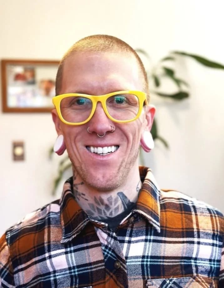 Ryan McLaughlin - Minnesota mediator and co-founder of Flannel People Mediation